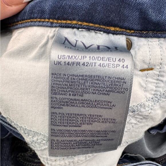 EUC Women’s NYDJ Not Your Daughters Jeans Marilyn Straight Jeans size 10 - Picture 4 of 4